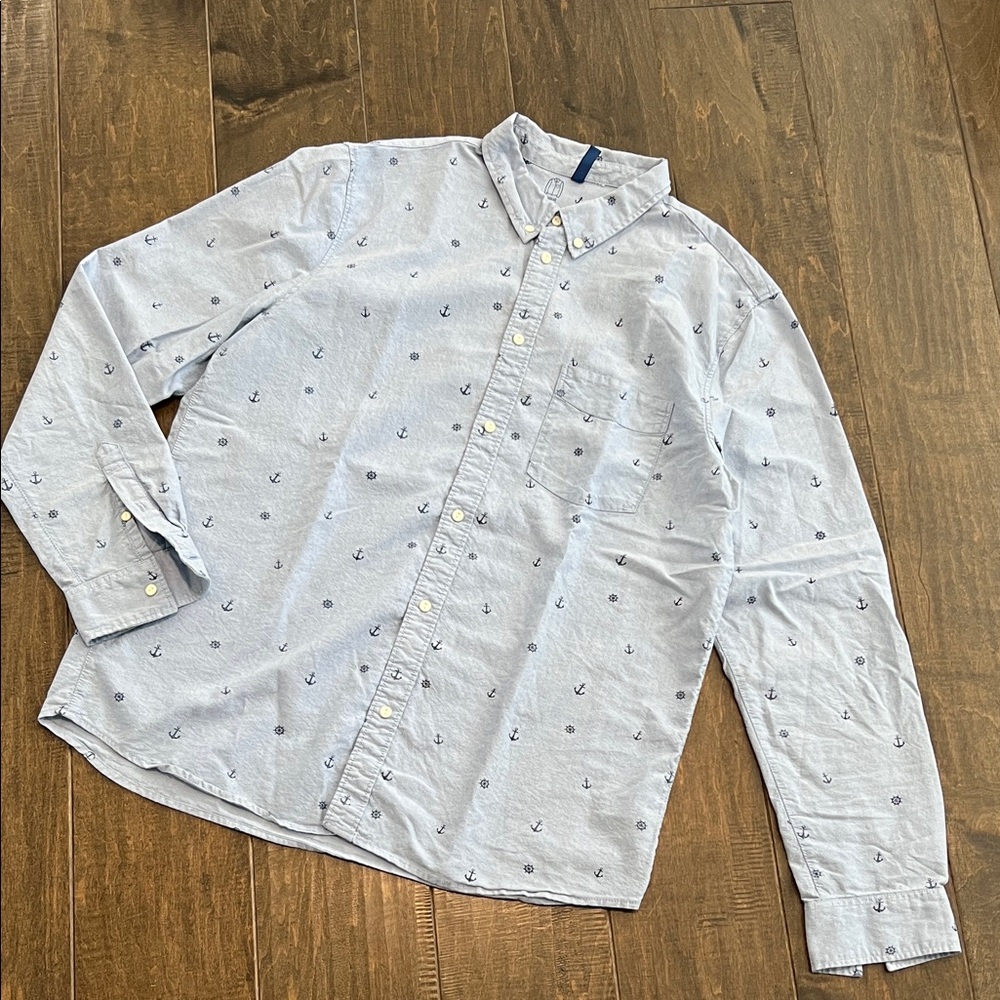H&M Light Blue Anchor Print Button-Down Chambray Shirt